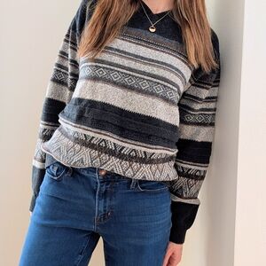 Vintage Striped Abstract Geometric Textured V-neck Sweater In Gray/Ivory
